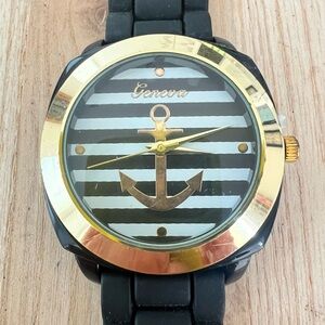 Geneva ladies black gold tone nautical stripe fashion watch NEW BATTERY